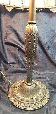 ANTIQUE Arts & Crafts 1920s CARAMEL SLAG BENT PANEL STAINED GLASS LAMP EXCELLENT